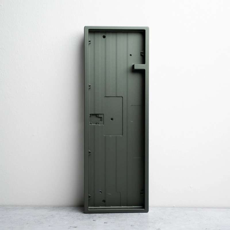 Envoy Chassis - Finish:Green